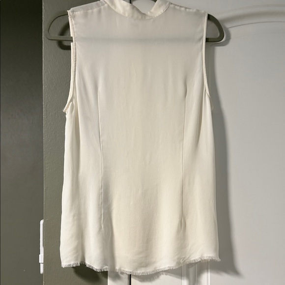 Frame Sleeveless Button-Down Shirt - Picture 4 of 9